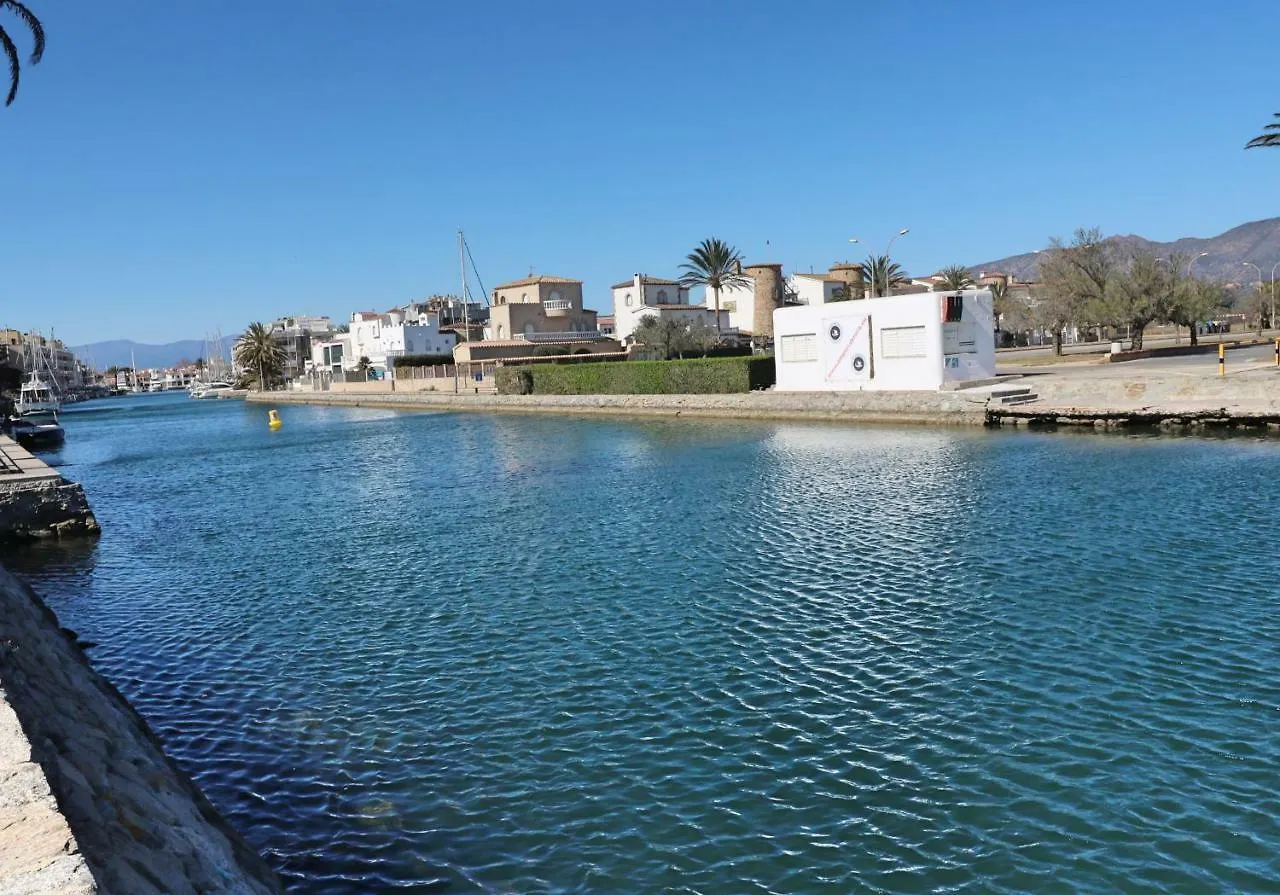 Peni Grande Villa Empuriabrava Španělsko